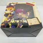 外箱を正面の下側から写したもの