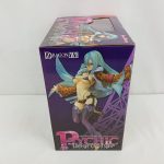 外箱の側面。キャラクターの写真と『PSYCHIC Ungro Style』の文字