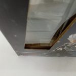 外箱の窓の部分の拡大