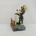置物を左側から写したもの