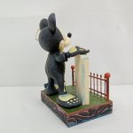 置物を右側から写したもの