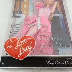 外箱の下部。『Starring LUCILLE BALL as Lucy Ricardo』『EPISODE 116 Lucy Gets in Pictures』の表記