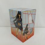 外箱の側面。キャラクターの全身の絵