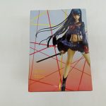 外箱の背面。キャラクターの全身の絵