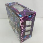 外箱を斜めから写した側面と上面