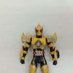 フィギュア本体の正面の上半身