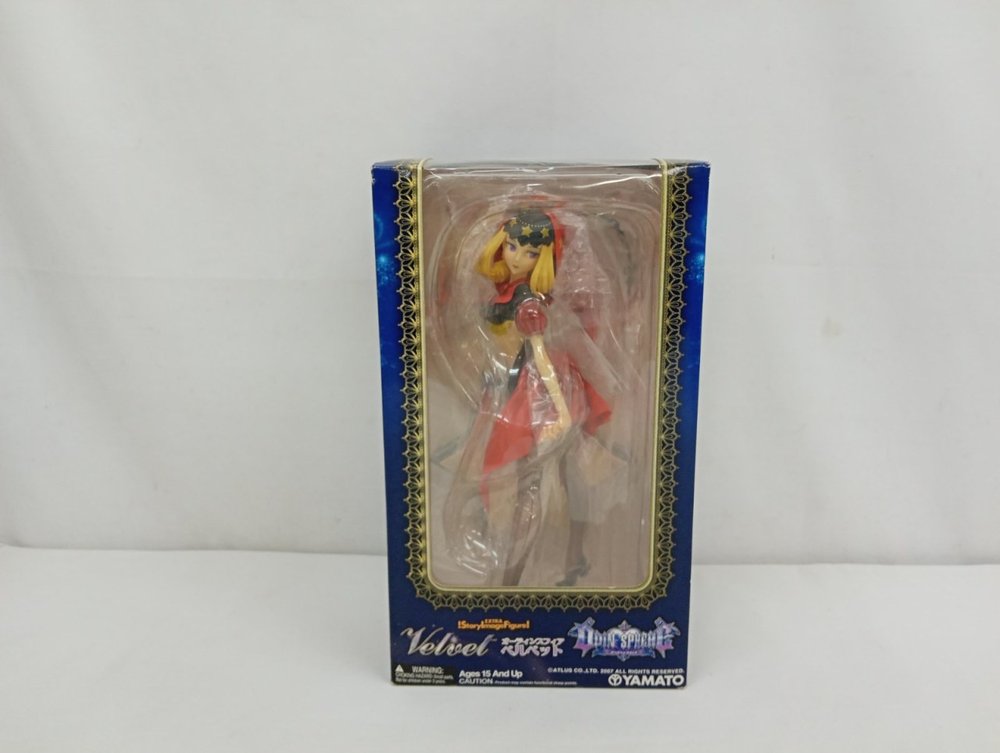 外箱の正面。窓越しのベルベットのフィギュアと『Velvet』『ODIN SPHERE』のロゴ